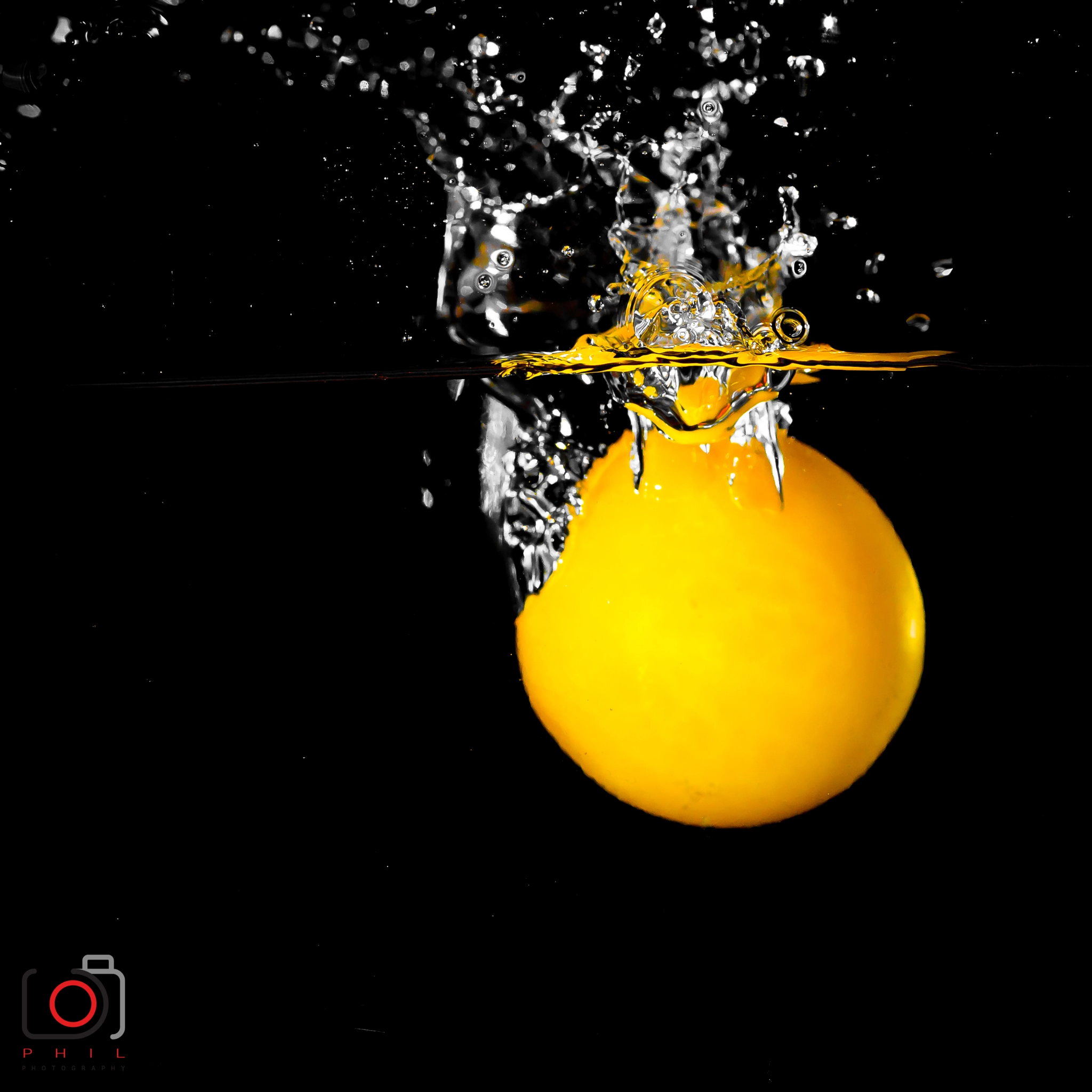 Canon EOS 70D sample photo. Tomato splash photography