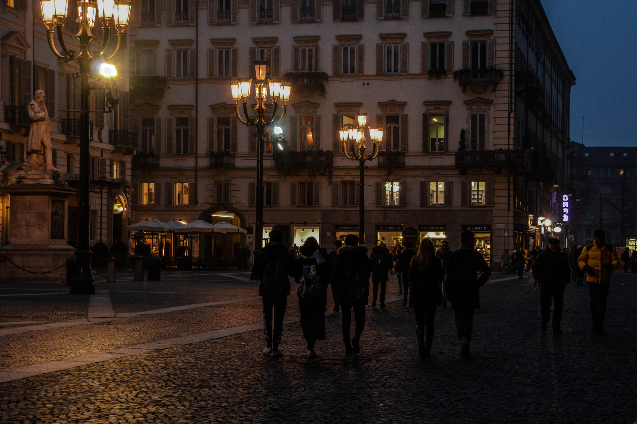 Sigma 28-300mm F3.5-6.3 DG Macro sample photo. Turin photography
