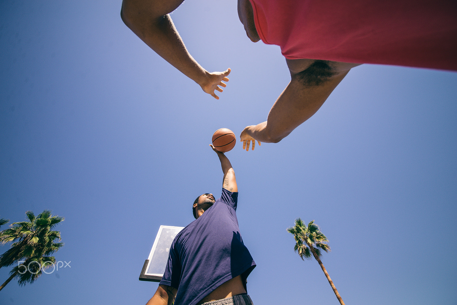 Nikon D610 + Sigma 12-24mm F4.5-5.6 II DG HSM sample photo. Friends playing basketball photography