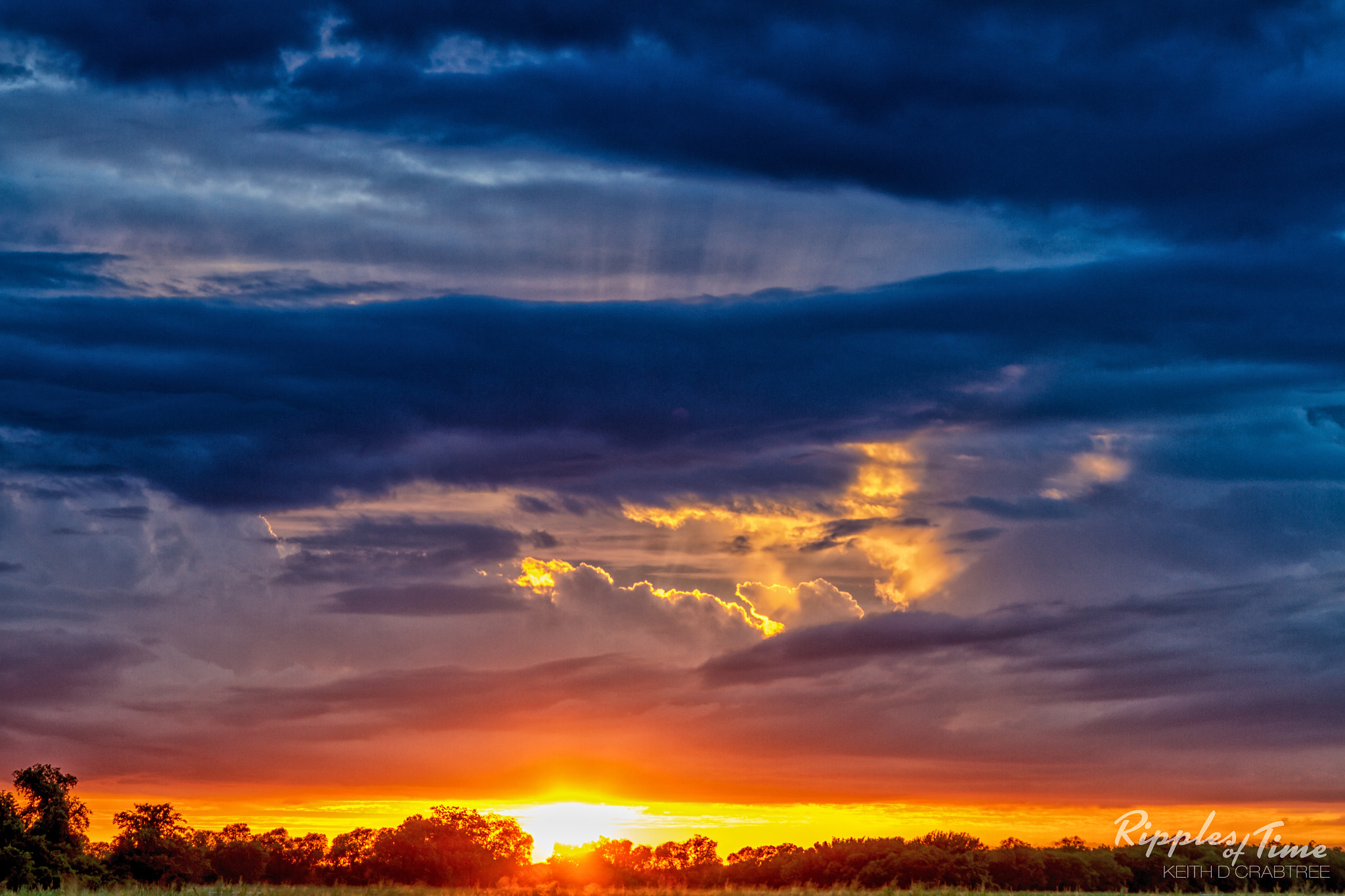 Canon EF-S 17-85mm F4-5.6 IS USM sample photo. Sunset on the backroads photography