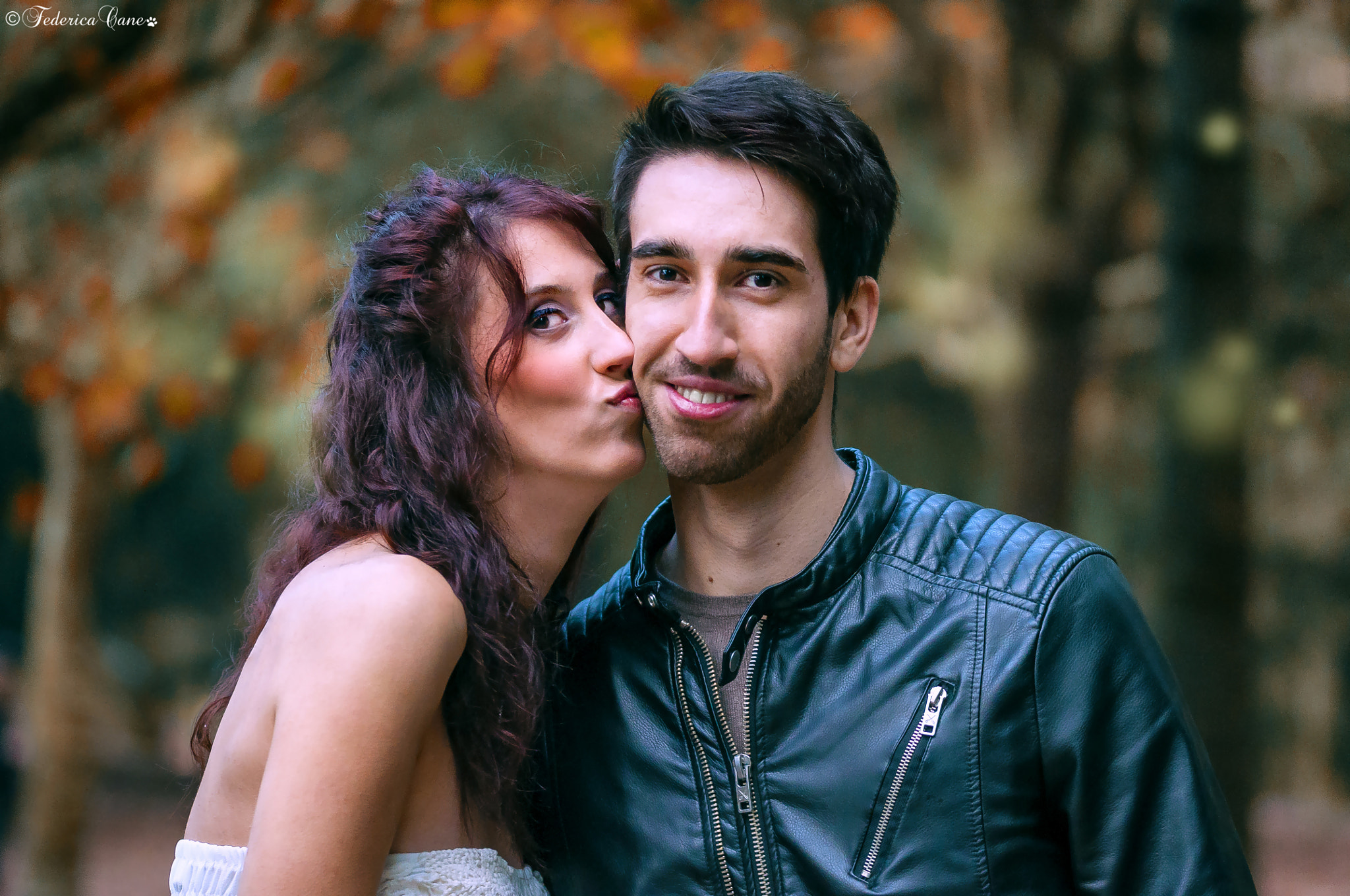 Sigma 105mm F2.8 EX DG OS HSM sample photo. Betta e fra kiss photography