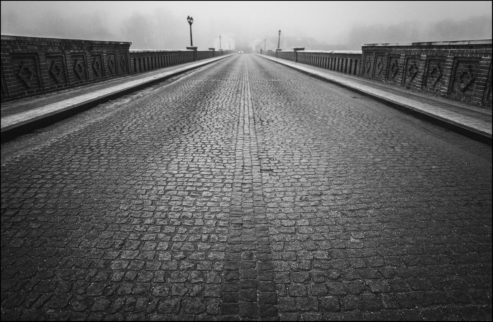 Canon EF 24mm F2.8 IS USM sample photo. The old brick bridge photography