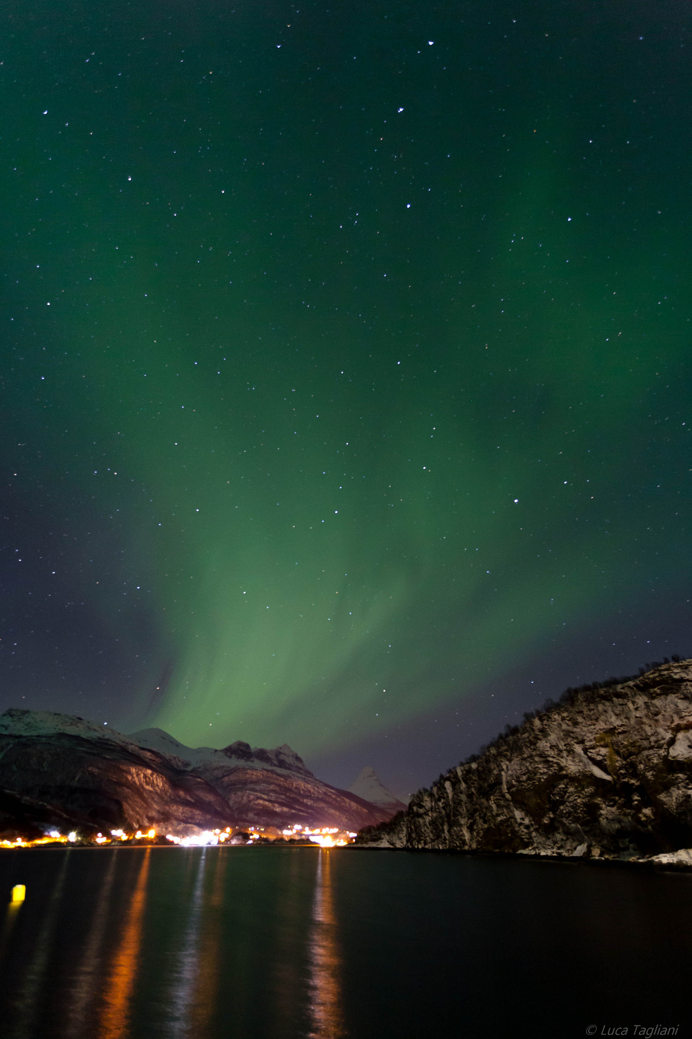 Canon EOS 5D + Canon EF 17-40mm F4L USM sample photo. My first aurora photography