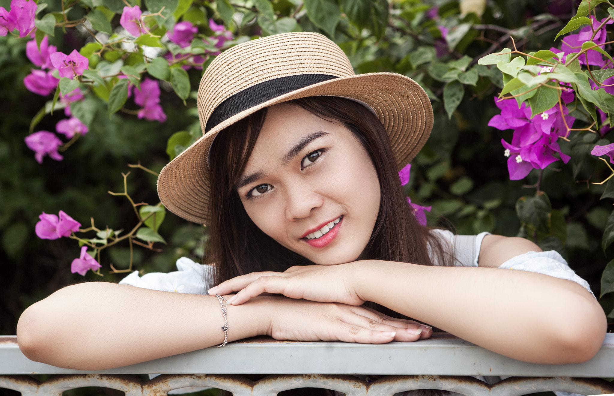 Canon EOS 5D + Canon EF 24-70mm F2.8L USM sample photo. Pratice retouch :) photography