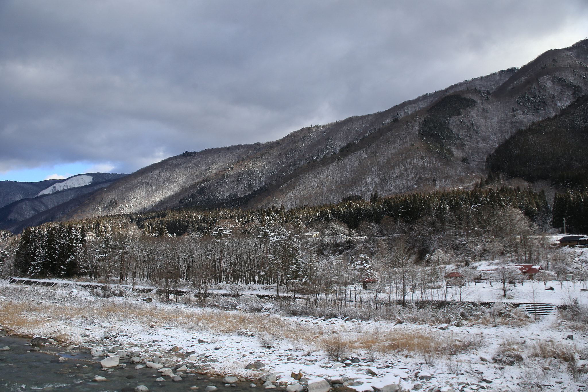 Canon EF 28-105mm f/3.5-4.5 USM sample photo. Mountains in the snow 2 photography