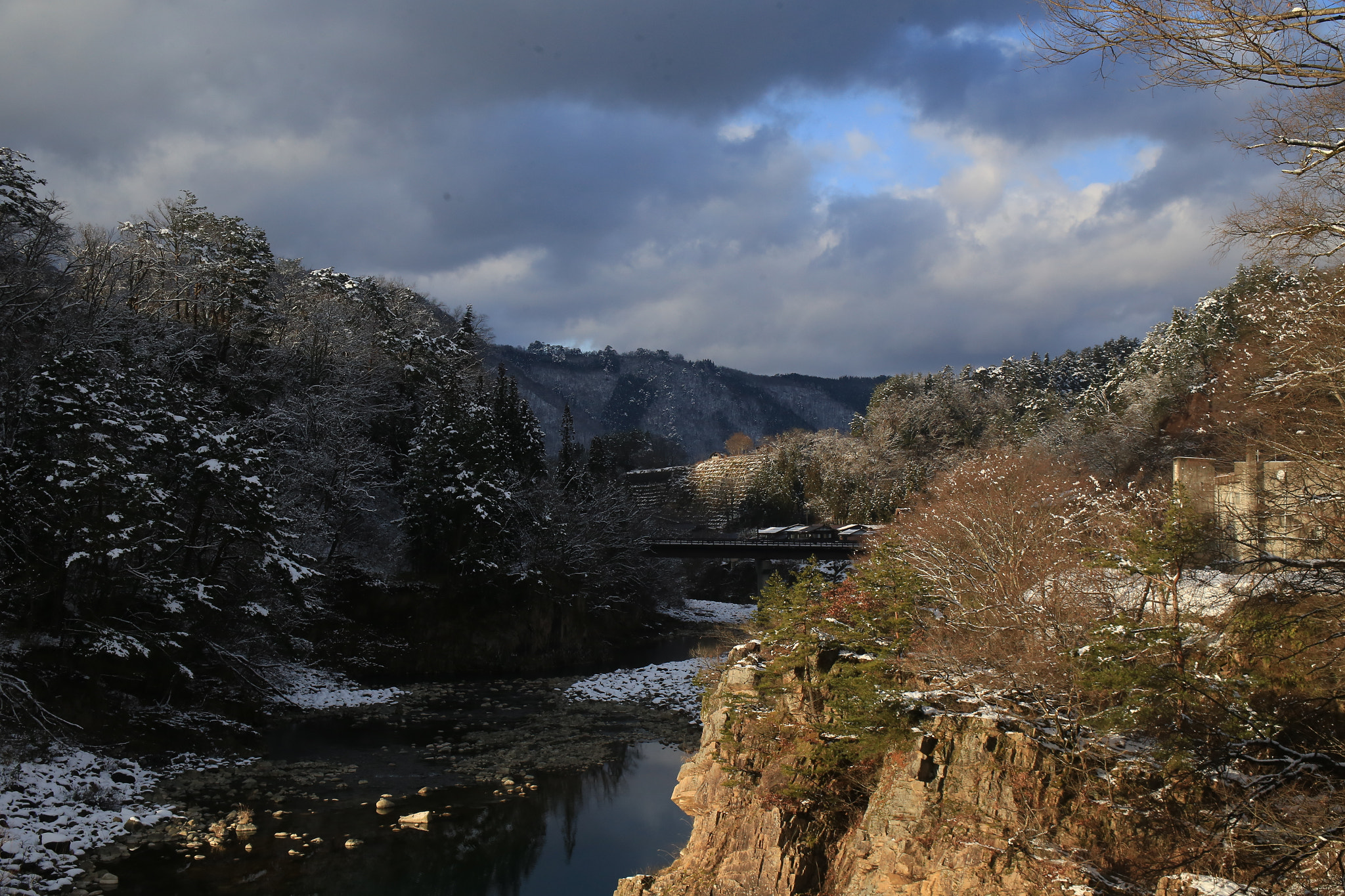 Canon EF 28-105mm f/3.5-4.5 USM sample photo. Shirakawa photography