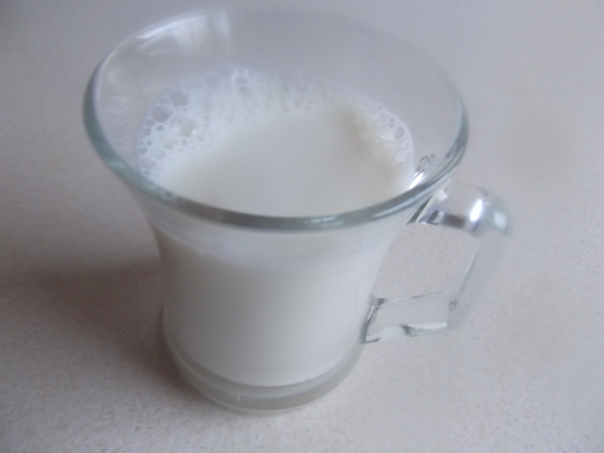 Fujifilm FinePix T350 sample photo. Mug of hot milk photography
