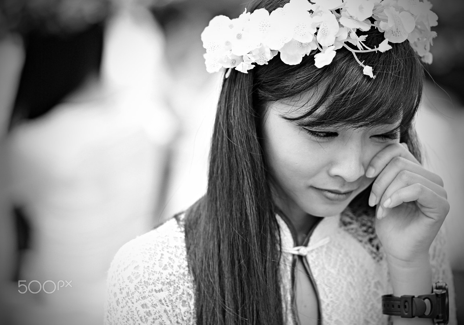 Canon EOS 7D + Canon EF 85mm F1.8 USM sample photo. Crying girl photography