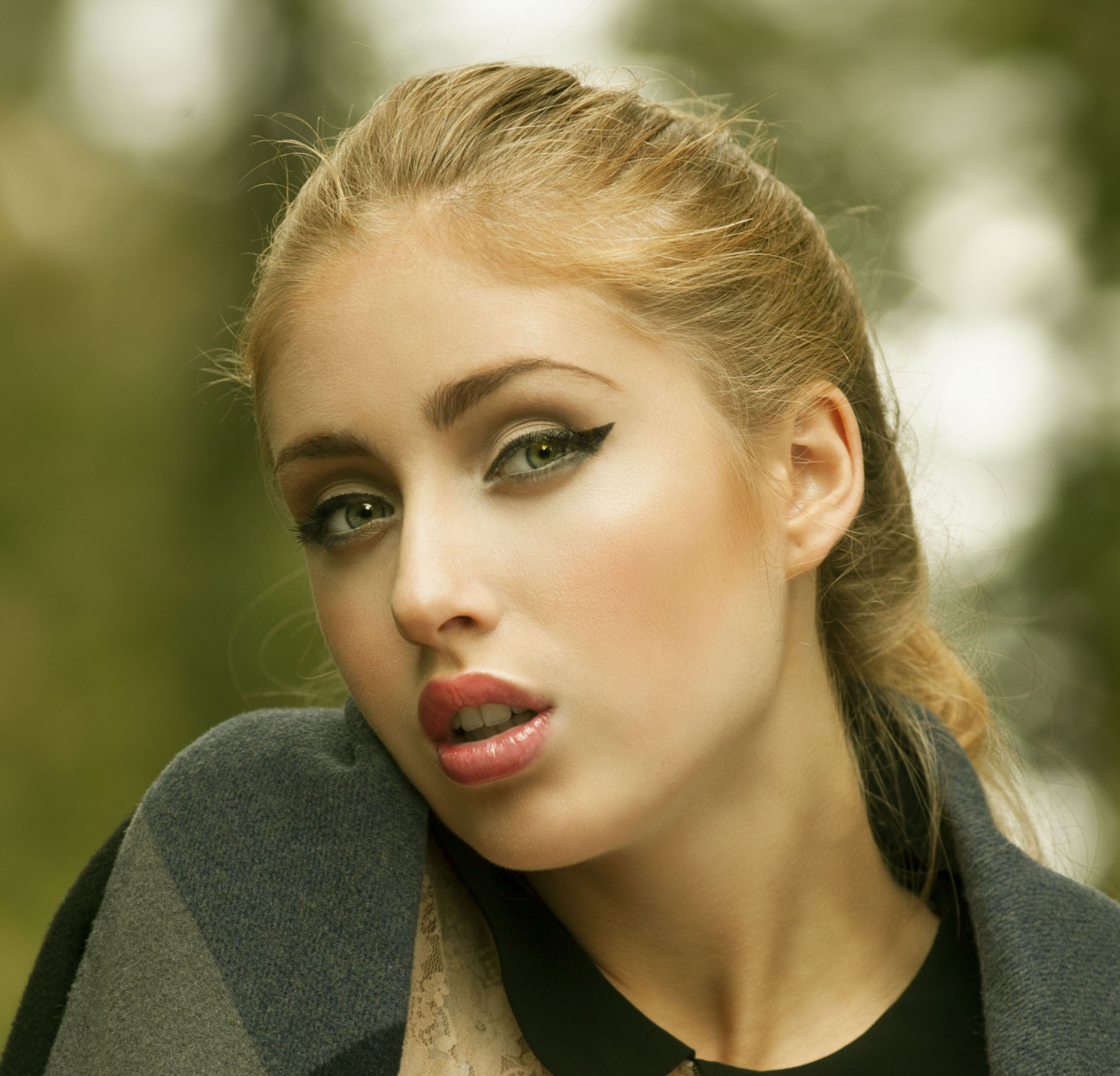 Canon EF 200mm F2.8L II USM sample photo. Retouched photography