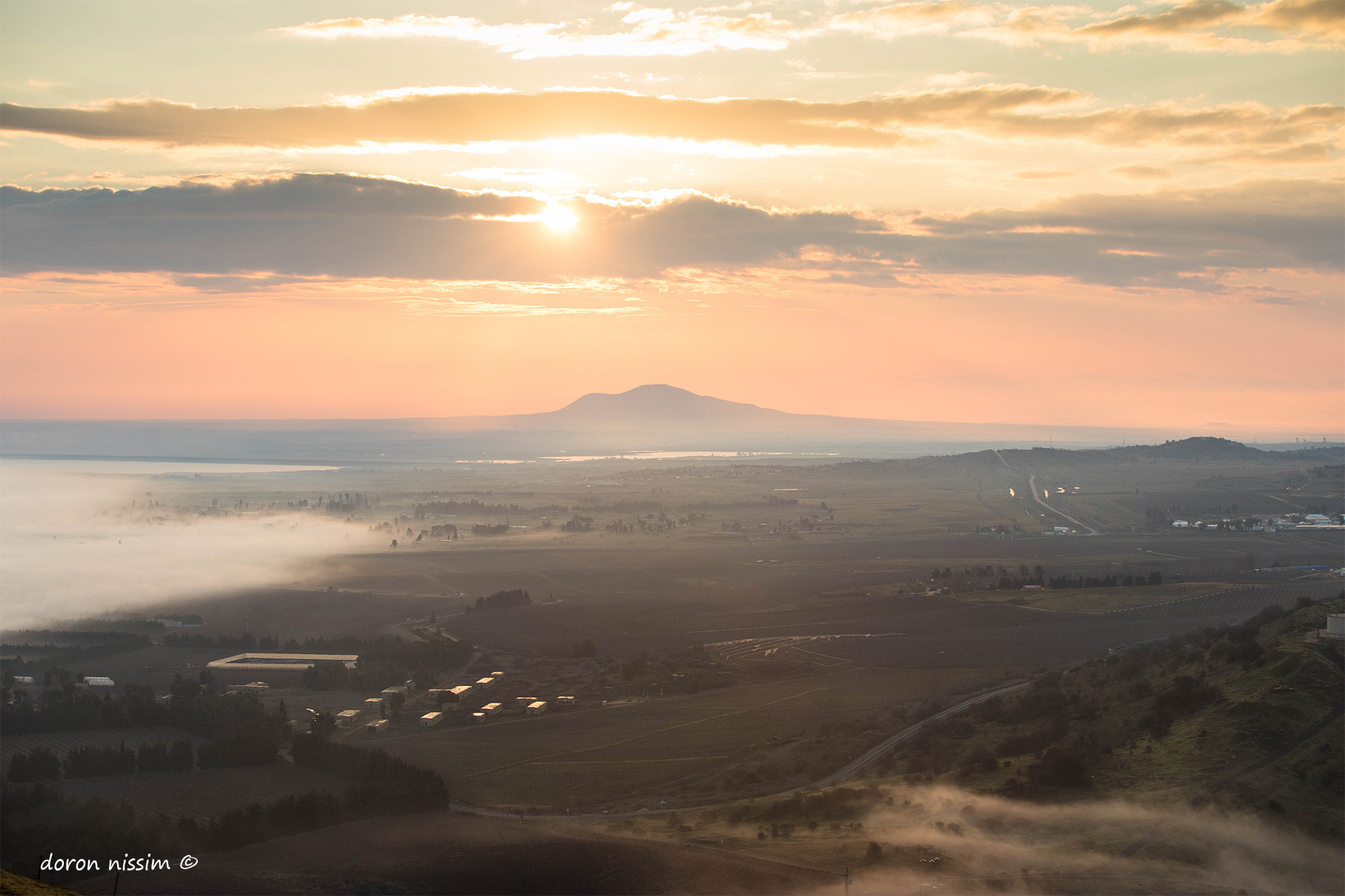 Canon EF 70-200mm F2.8L USM sample photo. Morning photography