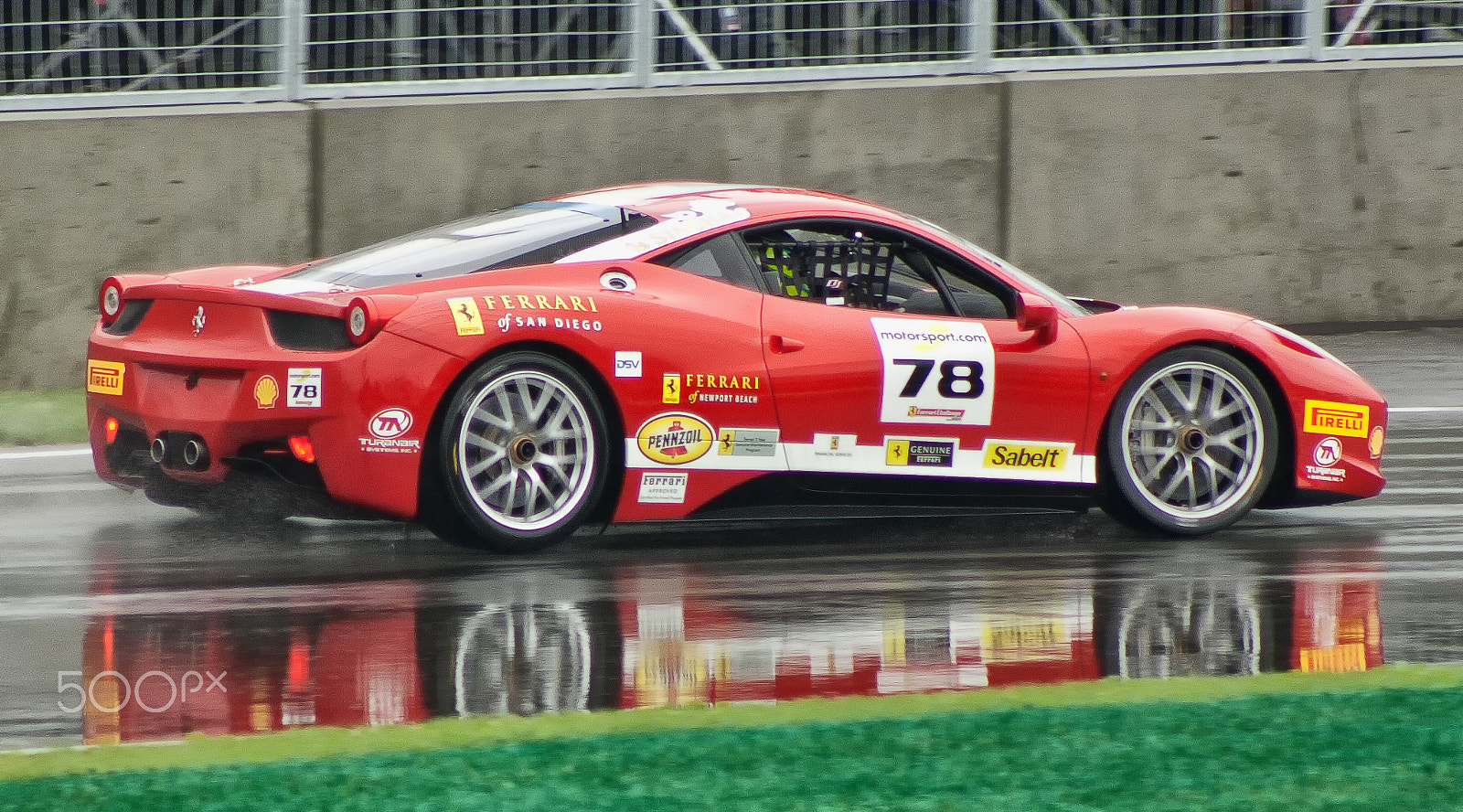 Canon EF 75-300mm f/4-5.6 USM sample photo. Ferrari challenge photography