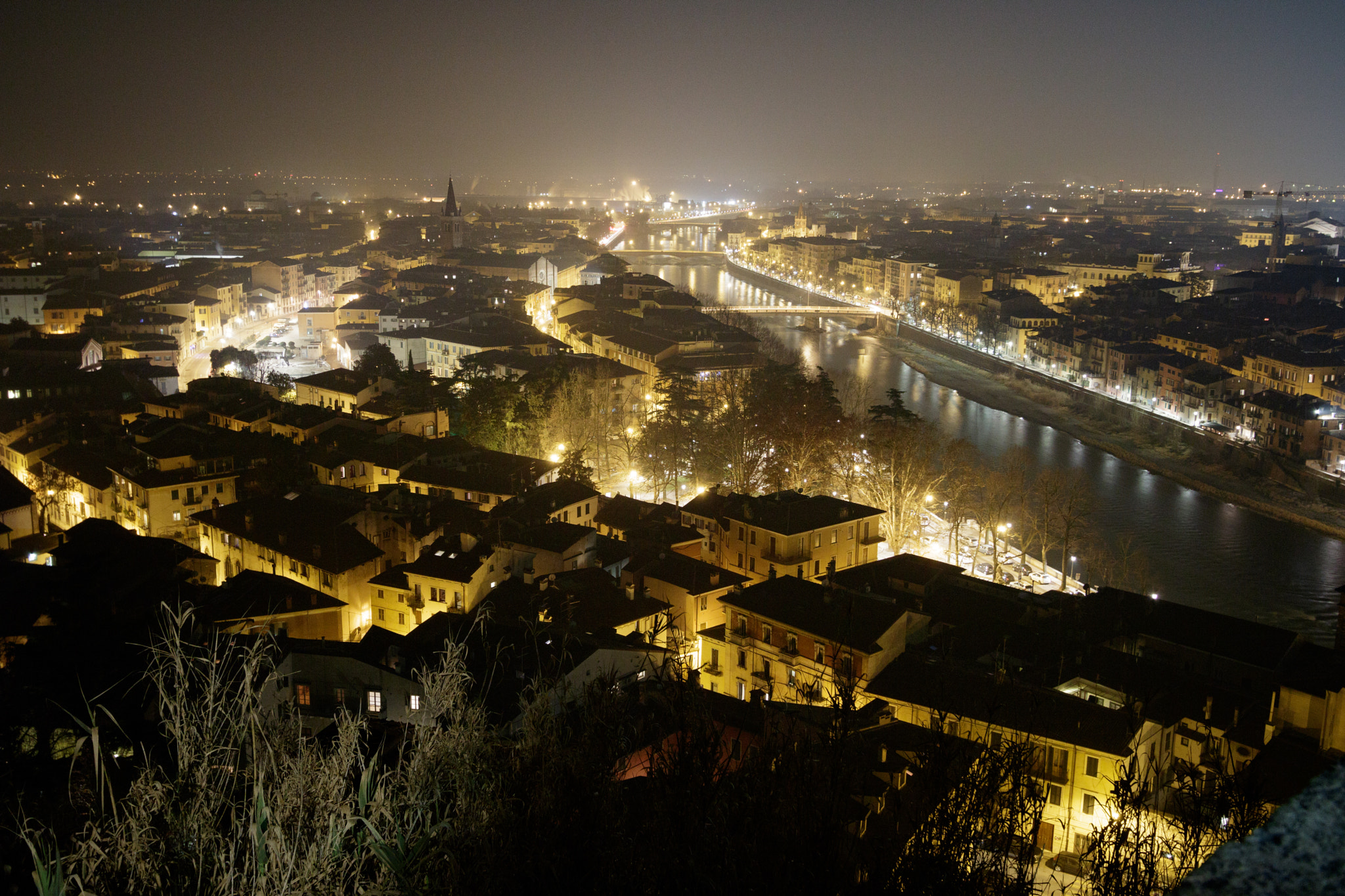 Canon EOS 760D (EOS Rebel T6s / EOS 8000D) sample photo. Verona centro photography