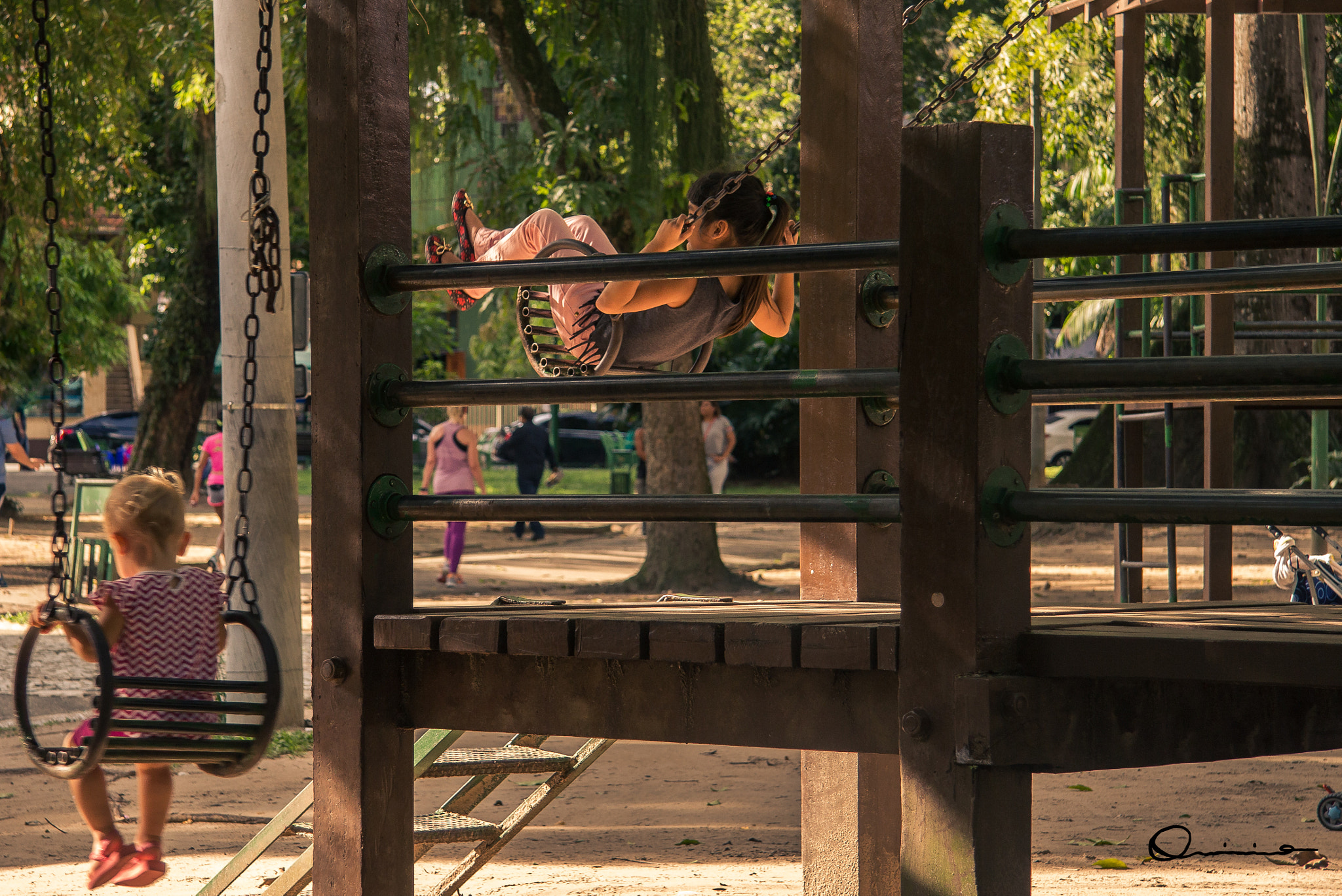 Canon EF-S 17-85mm F4-5.6 IS USM sample photo. Swinging fun photography