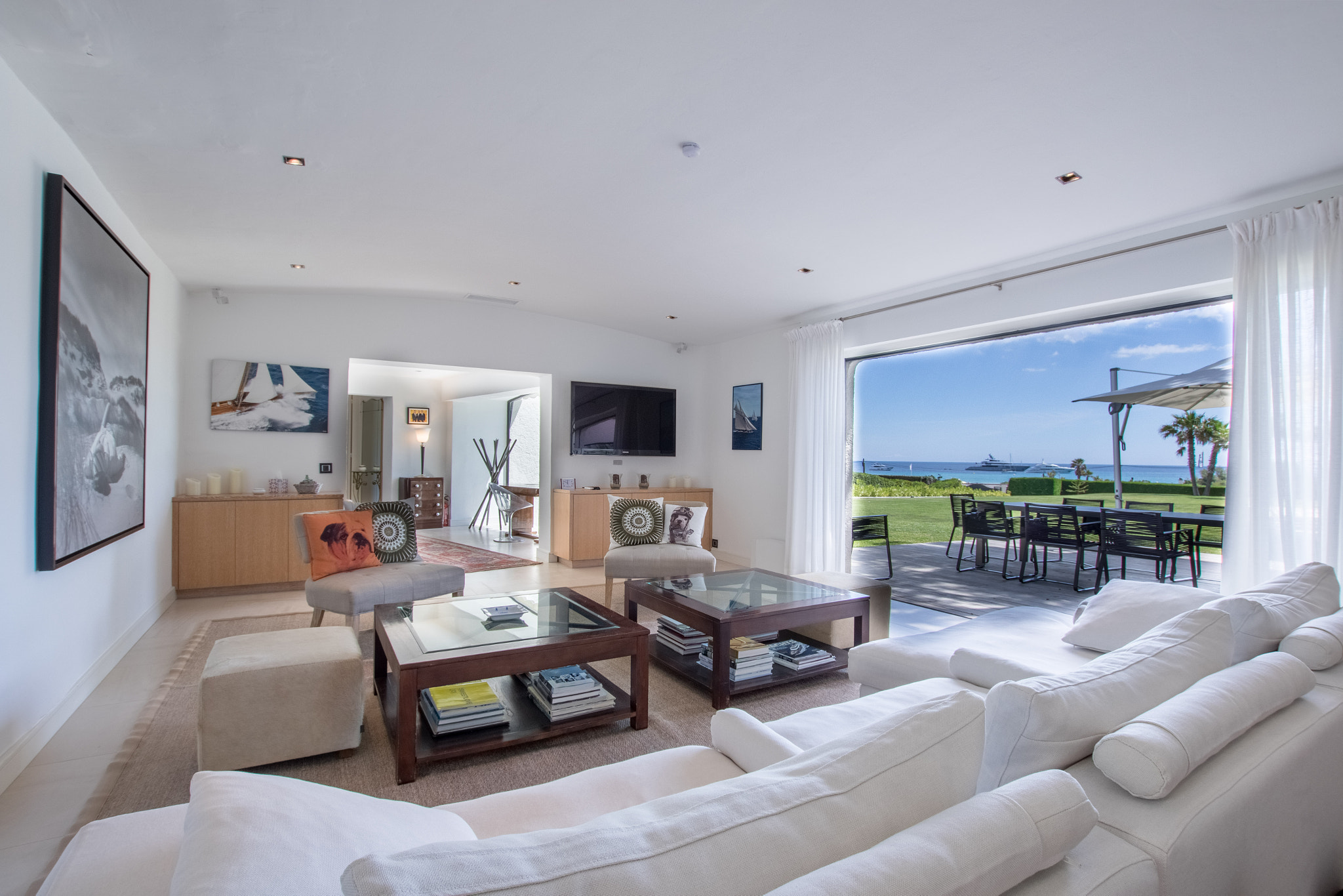 Sigma 10-20mm F3.5 EX DC HSM sample photo. Real estate photographer photography