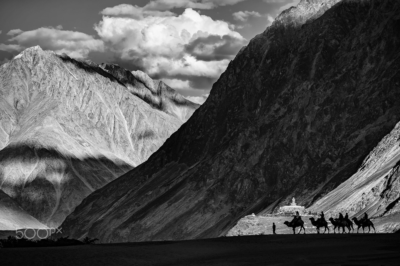 Fujifilm X-T1 + Fujifilm XF 50-140mm F2.8 R LM OIS WR sample photo. Nubra valley photography