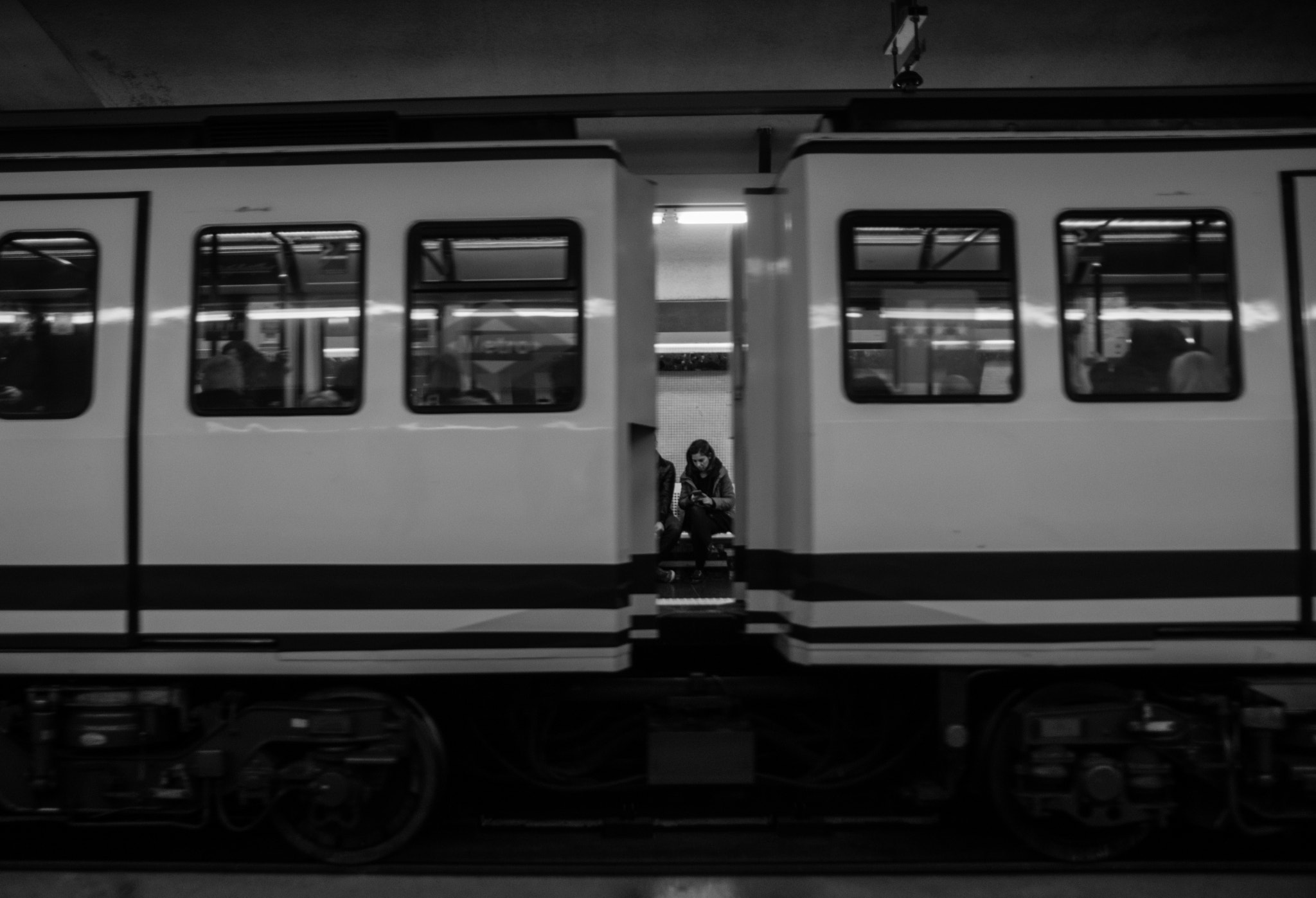 Sigma 17-50mm F2.8 EX DC OS HSM sample photo. Strangers in the train photography