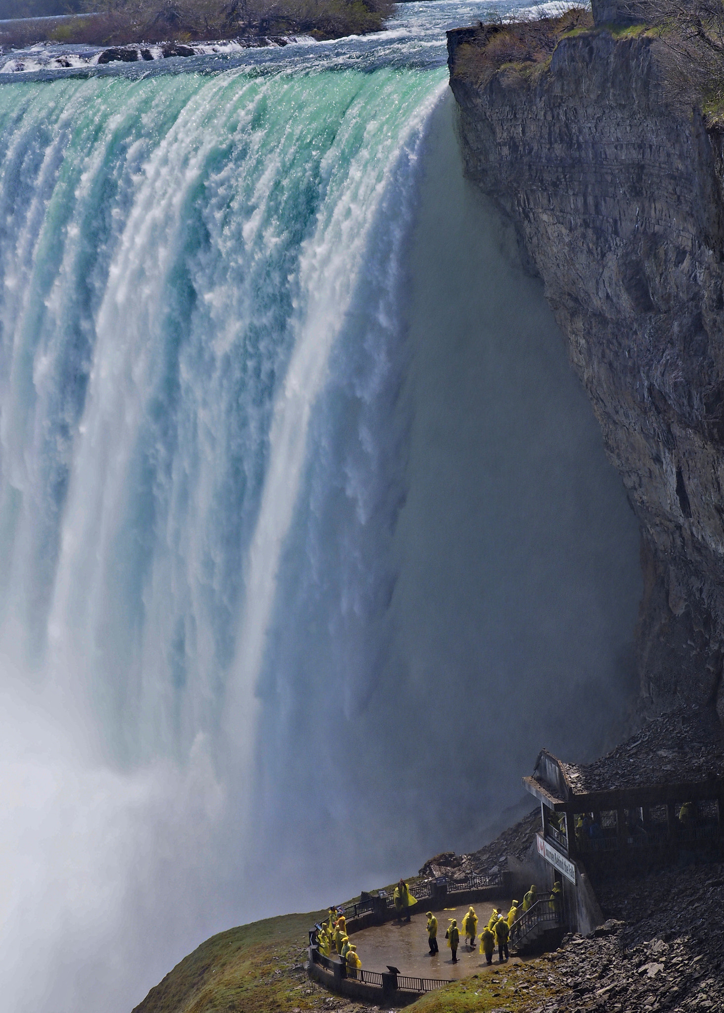 Olympus OM-D E-M1 sample photo. Niagra town and falls in canada photography