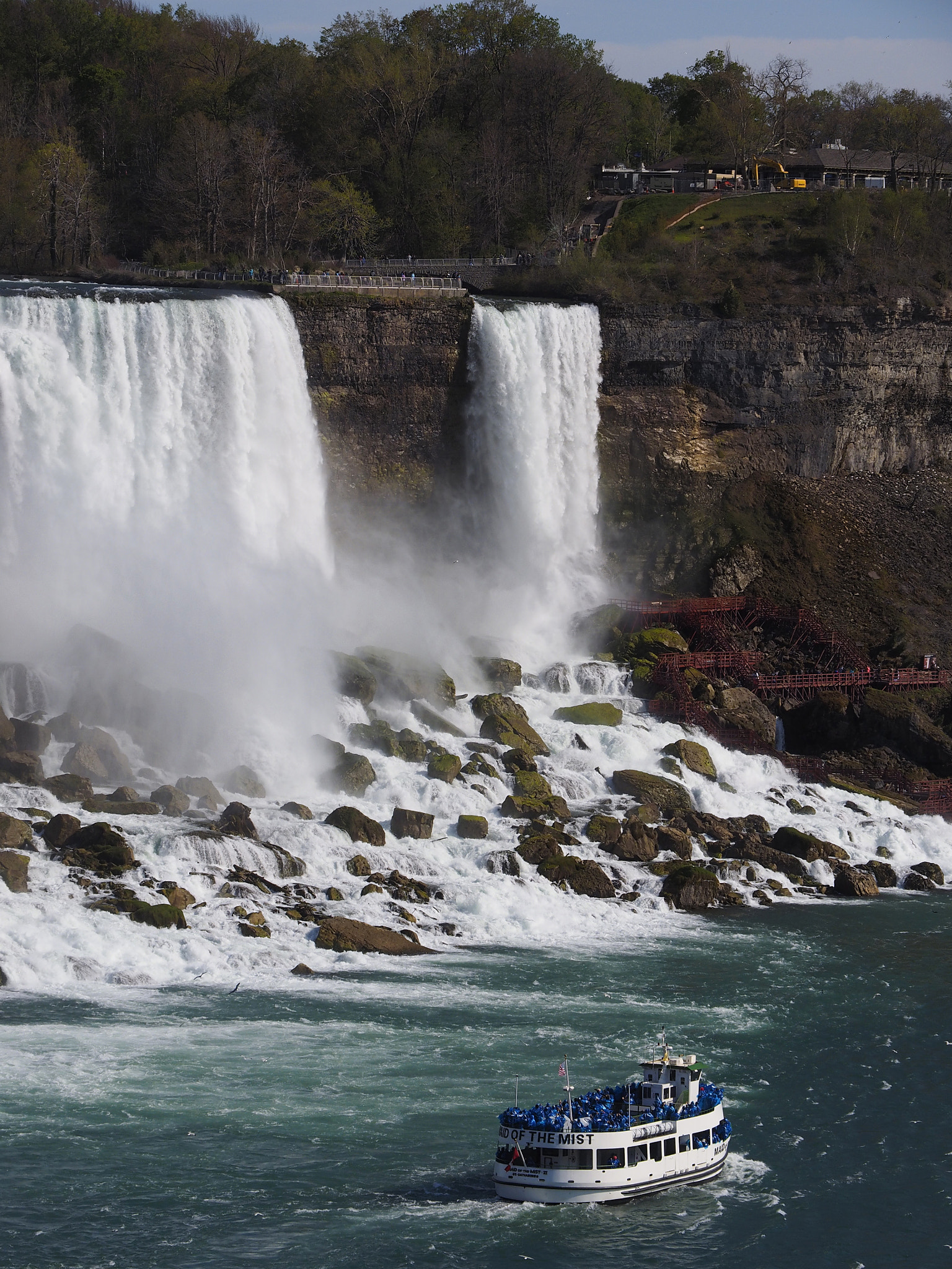 Olympus OM-D E-M1 sample photo. Niagra town and falls in canada photography