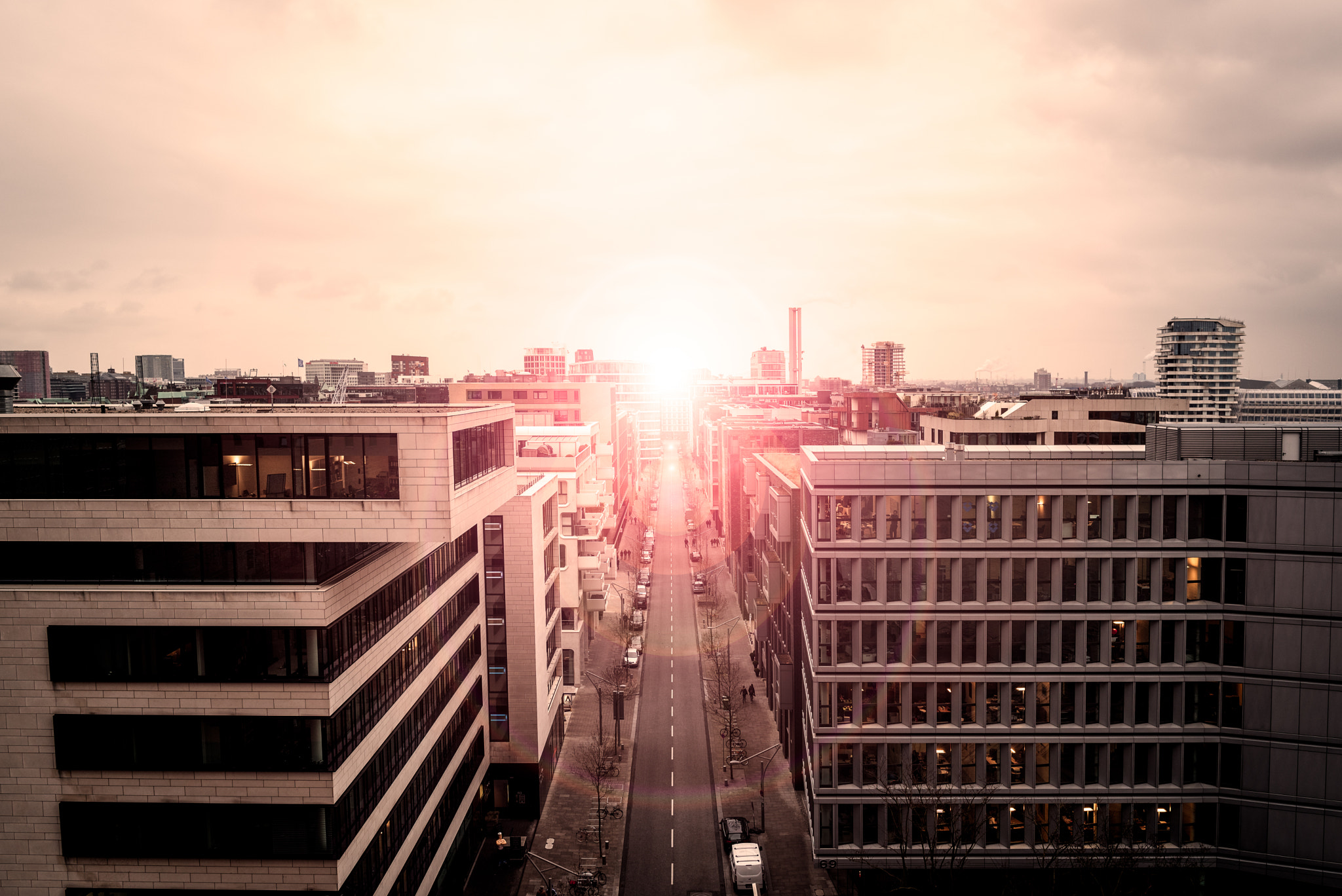 Nikon D750 + Nikon AF-S Nikkor 28mm F1.8G sample photo. Shot from a balcony @elbphilharmonie, hamburg photography