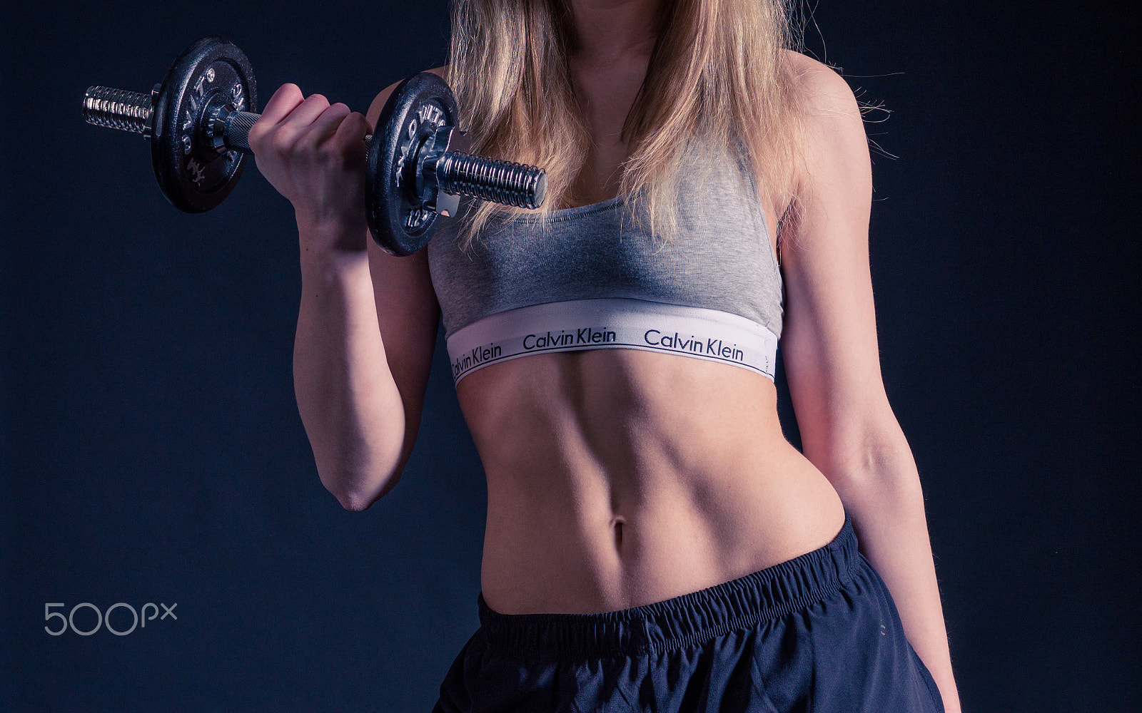Sony DT 35mm F1.8 SAM sample photo. Hard work for a strong body photography