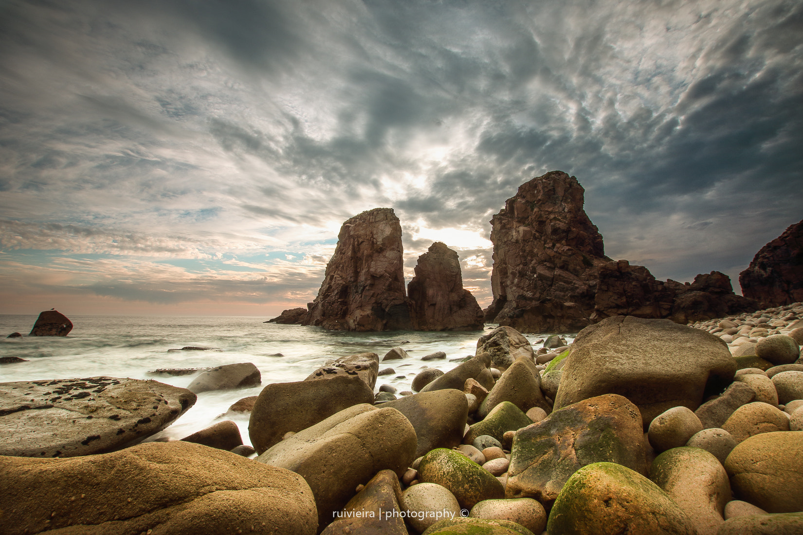 Sigma 10-20mm F3.5 EX DC HSM sample photo. Stone by stone photography