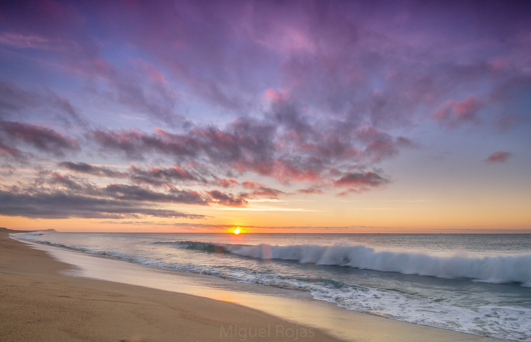 Canon EOS 7D + Canon EF-S 10-18mm F4.5–5.6 IS STM sample photo. Amanecer en los cabos photography