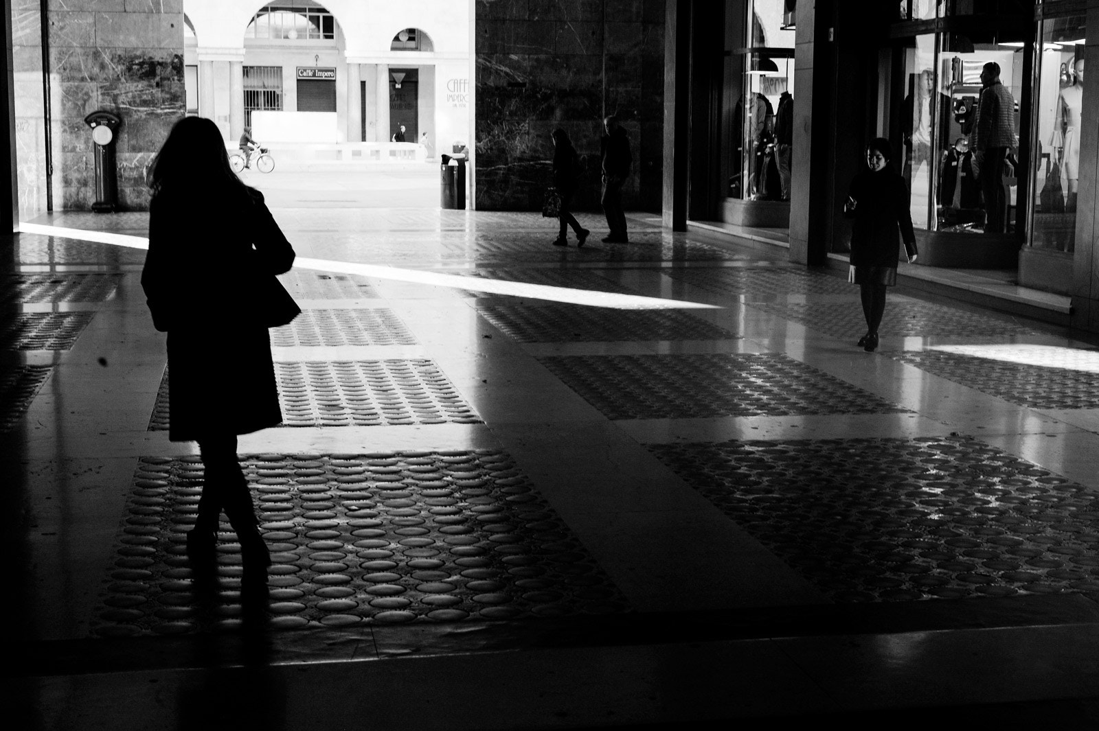 Summicron-M 1:2/50 sample photo. Different destinations photography