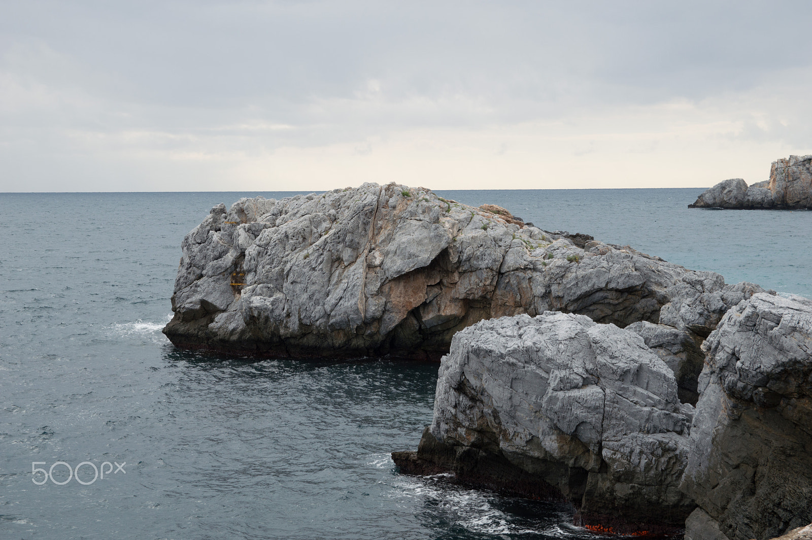 Sigma 17-50mm F2.8 EX DC OS HSM sample photo. Rocs photography