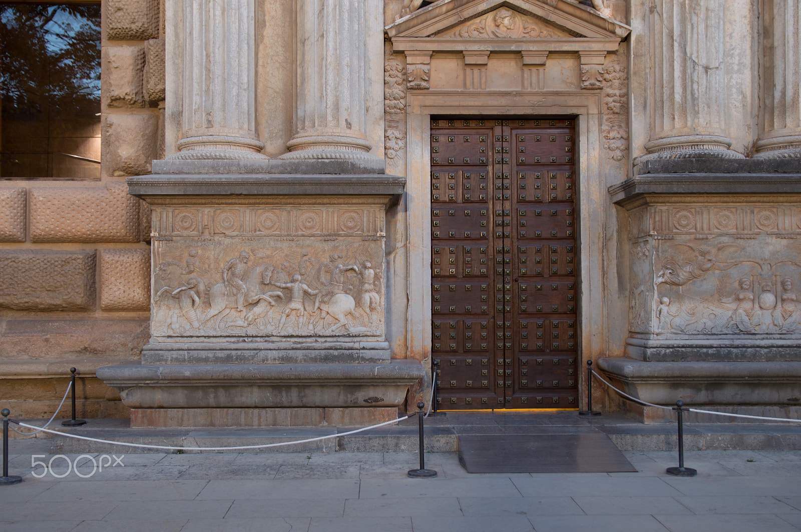 Sigma 17-50mm F2.8 EX DC OS HSM sample photo. Palace of carlos v photography