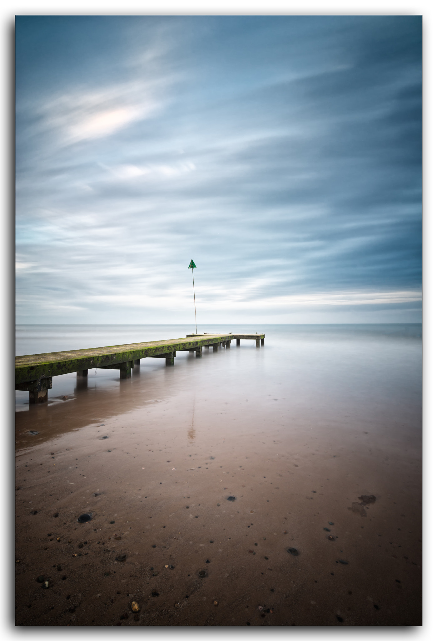 Nikon AF-S Nikkor 18-35mm F3.5-4.5G ED sample photo. Seascale jetty.uk photography