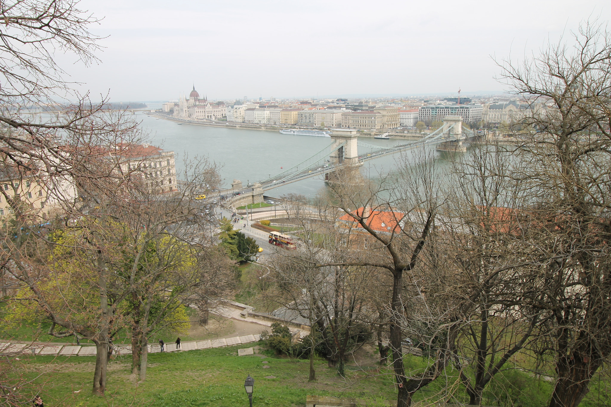 Canon EOS 1100D (EOS Rebel T3 / EOS Kiss X50) sample photo. Széchenyi chain bridge (budapest, hungary) photography