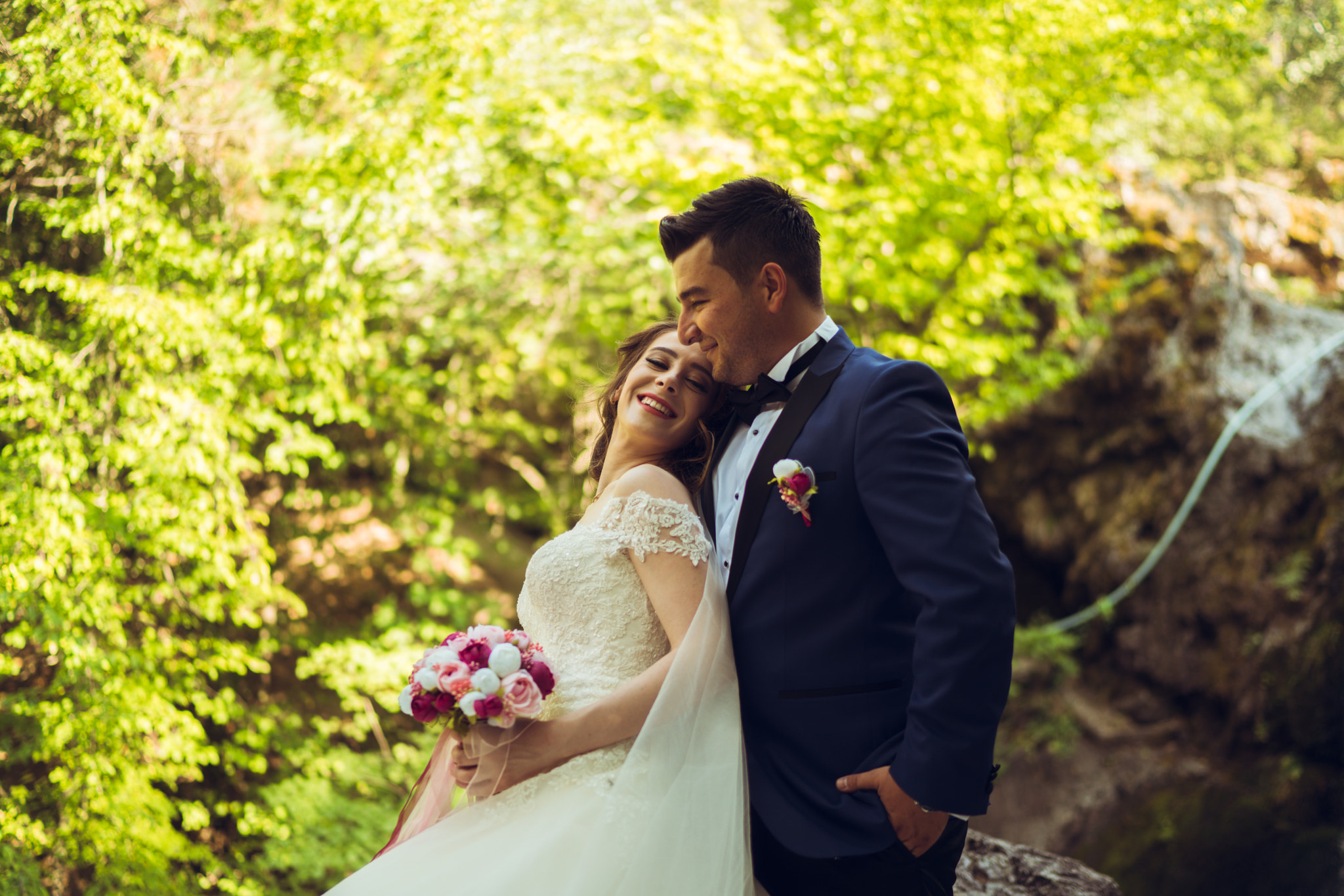 Sony a7R II + Sony Distagon T* FE 35mm F1.4 ZA sample photo. Wedding photography