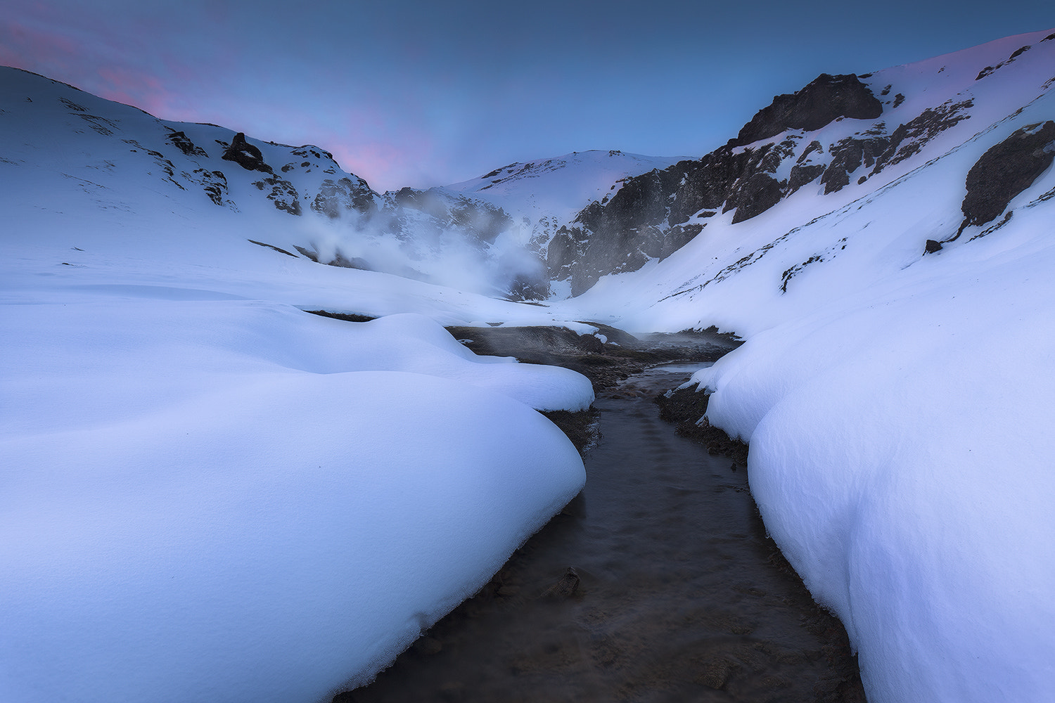 Canon EF 16-35mm F2.8L USM sample photo. Mountain vent photography
