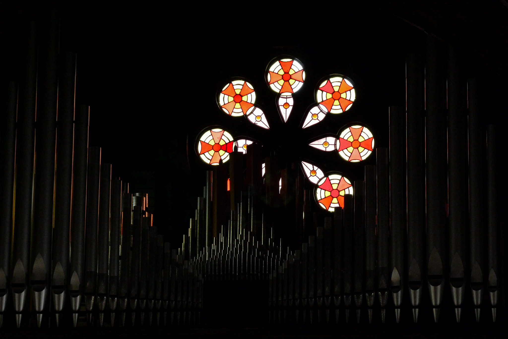 Panasonic Lumix DMC-GX8 sample photo. The pipes photography