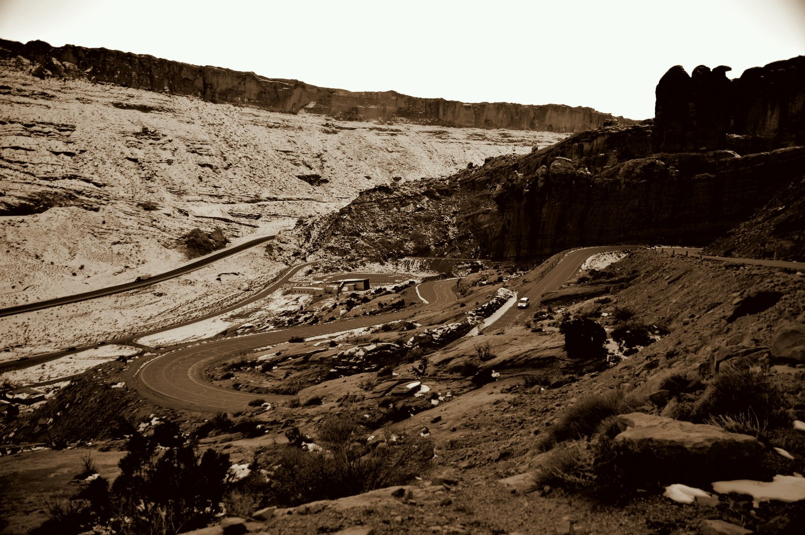 Nikon D3200 + Sigma 17-50mm F2.8 EX DC OS HSM sample photo. Arches national park photography