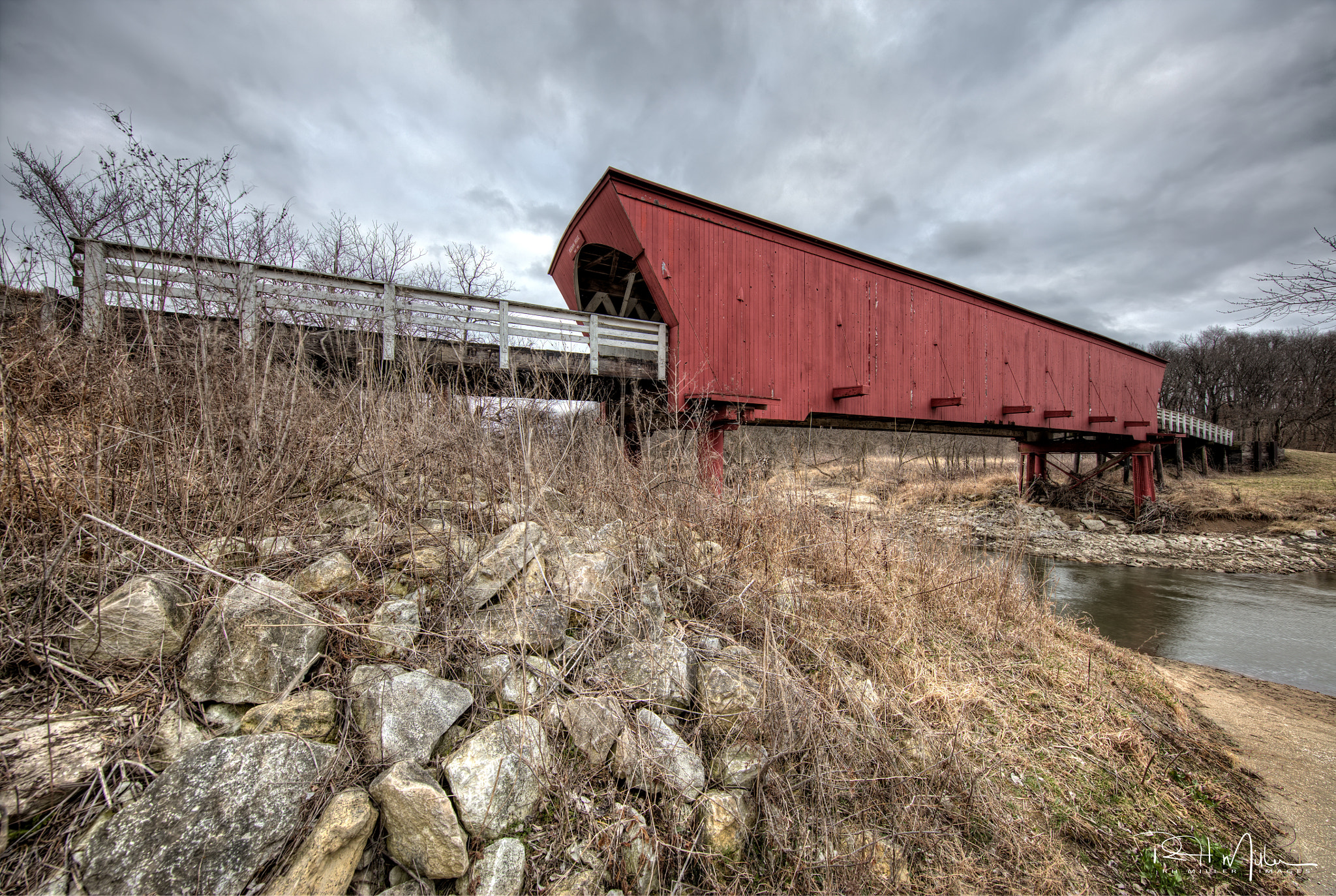 Canon EOS 5DS R + Canon EF 11-24mm F4L USM sample photo. The bridges of madison county photography