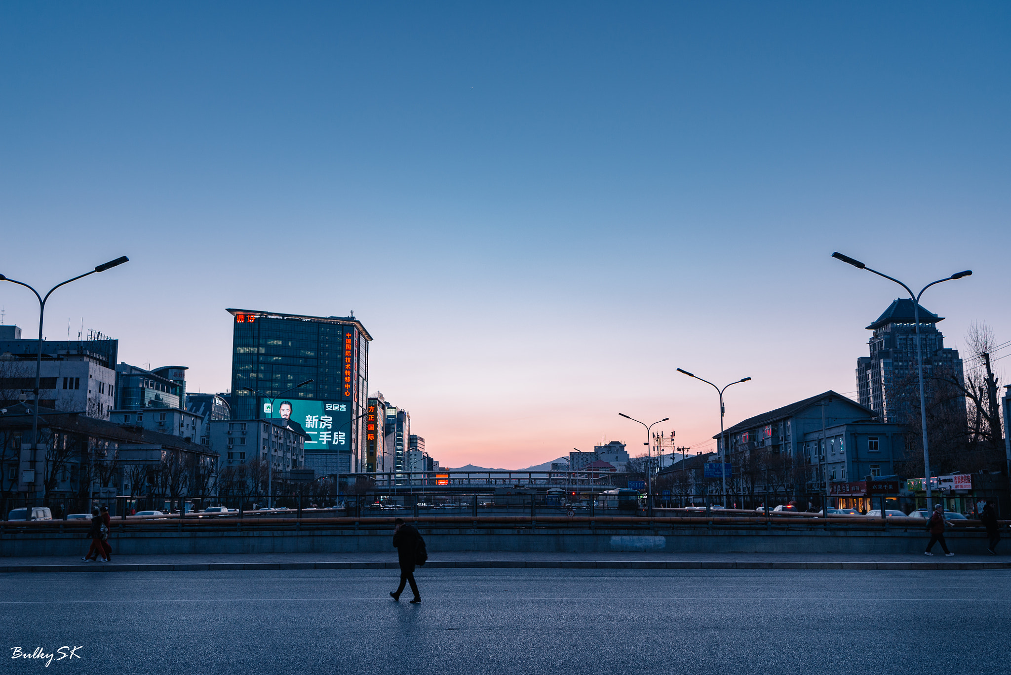 Nikon D610 + Tamron SP 35mm F1.8 Di VC USD sample photo. Sunset in zhongguancun photography