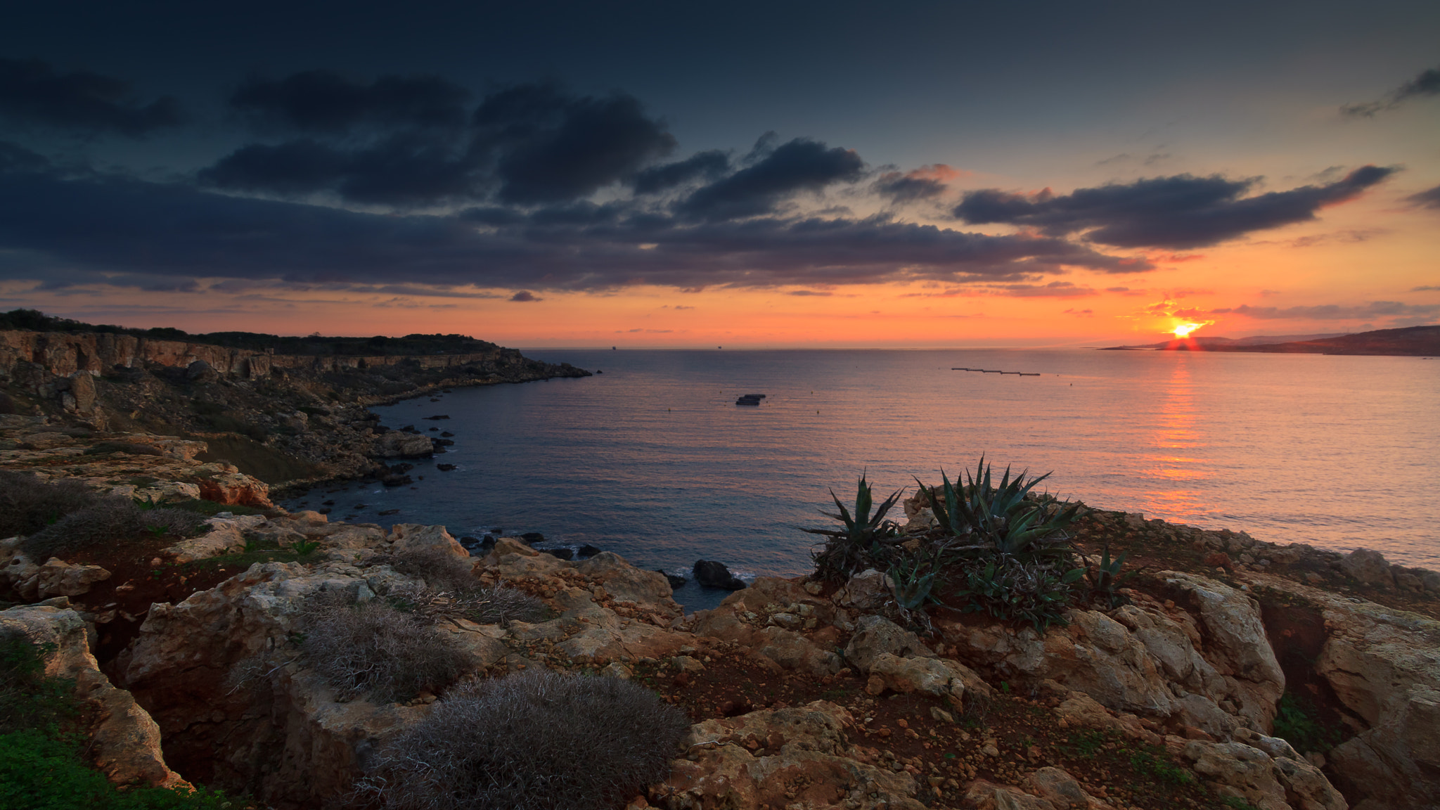 Canon EF-S 10-22mm F3.5-4.5 USM sample photo. Somewere on malta photography
