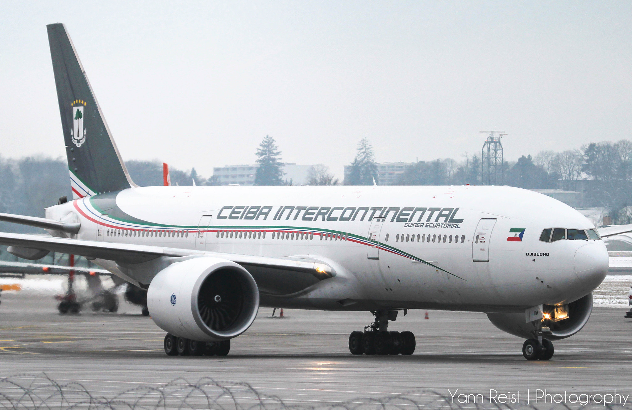 Canon EF 100-400mm F4.5-5.6L IS USM sample photo. Ceiba intercontinental - boeing 777-2fb(lr) - cs tqx photography