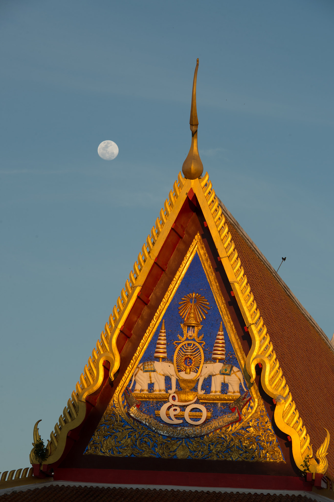 Nikon Df sample photo. Thailand temple photography
