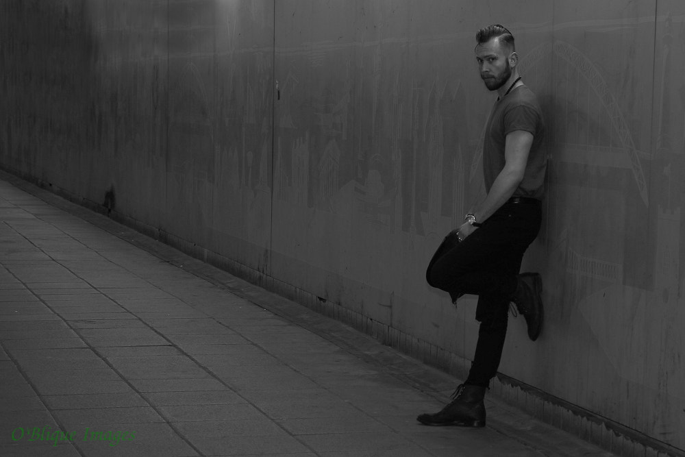 Canon EOS 60D sample photo. Subway photography
