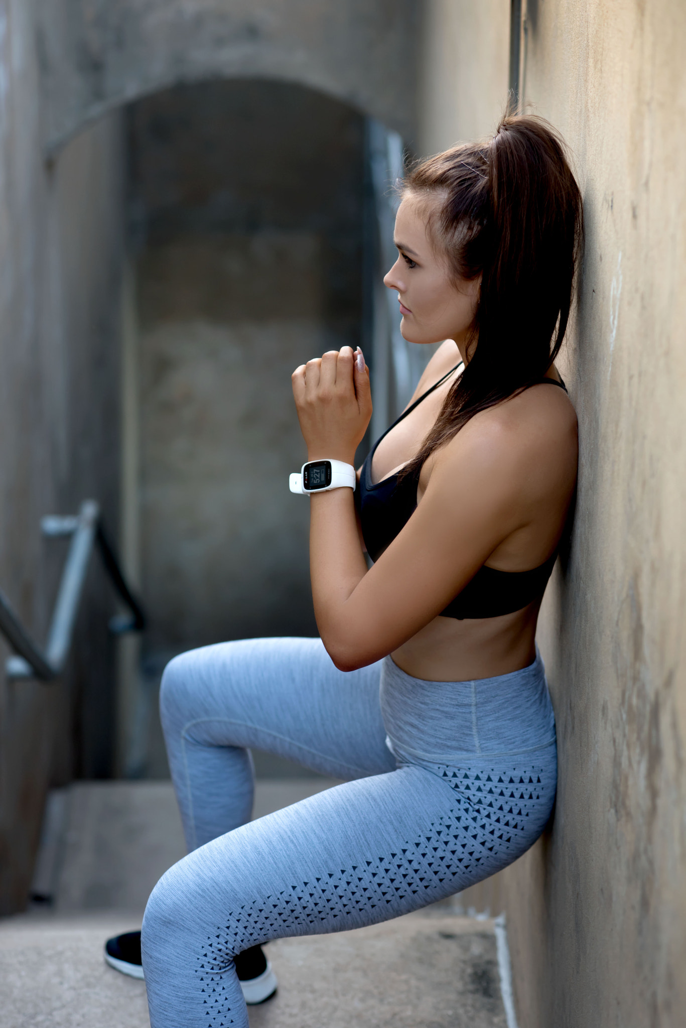 Nikon AF Nikkor 85mm F1.8D sample photo. Fitness model photo shoot photography