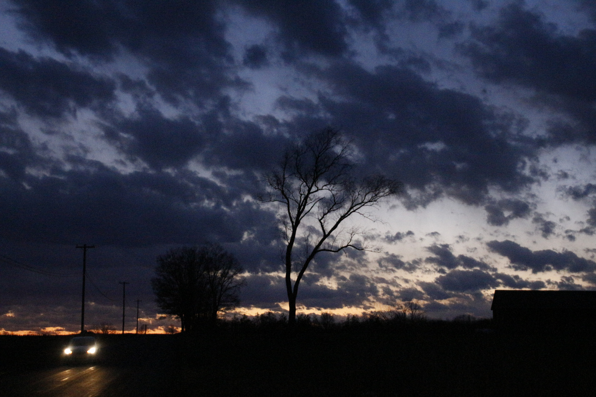Canon EOS 700D (EOS Rebel T5i / EOS Kiss X7i) sample photo. Dusk photography