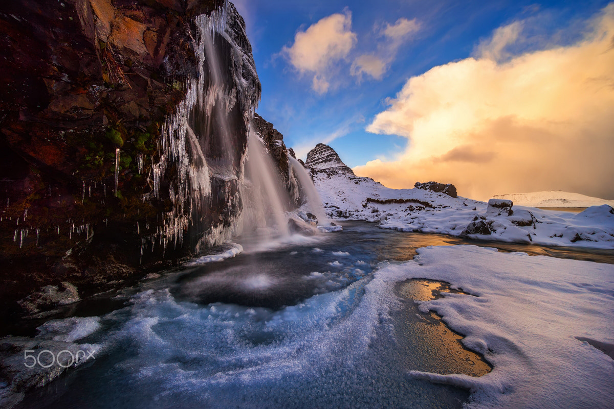 Voigtlander HELIAR-HYPER WIDE 10mm F5.6 sample photo. Kirkjufellsfoss sunset photography