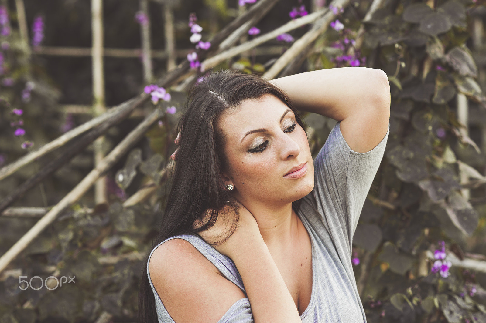 Nikon D700 + Nikon AF Nikkor 85mm F1.8D sample photo. Amber in the sunflowers photography