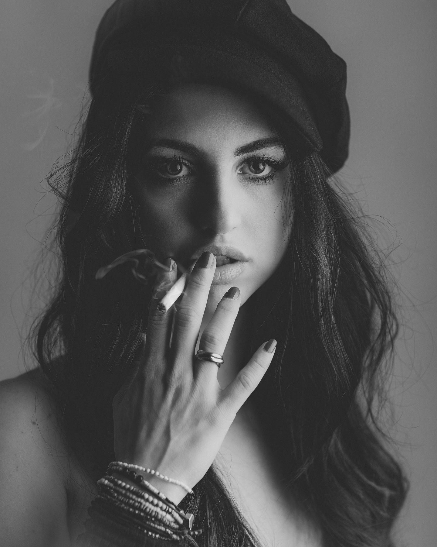 Canon EF 85mm F1.2L II USM sample photo. Smoke photography
