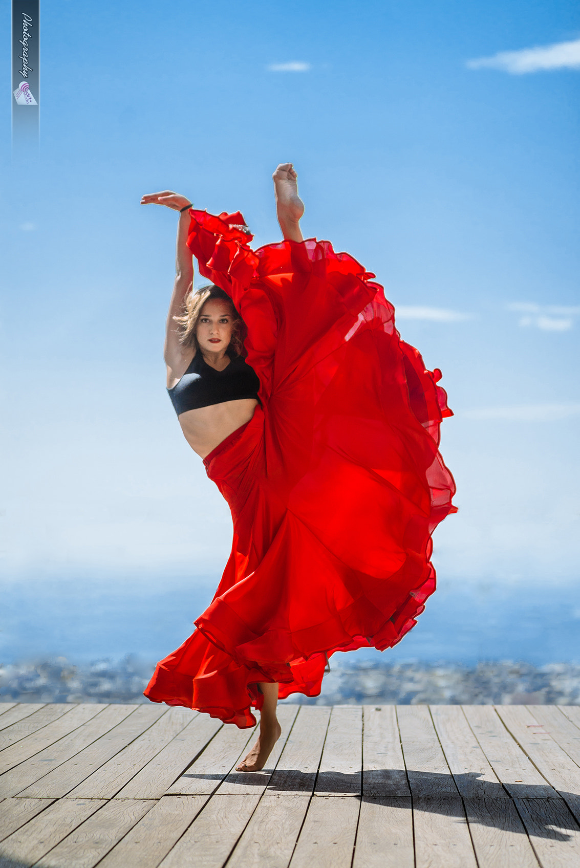 Sony a7S + 70-200mm F2.8 sample photo. Dancing in the street photography