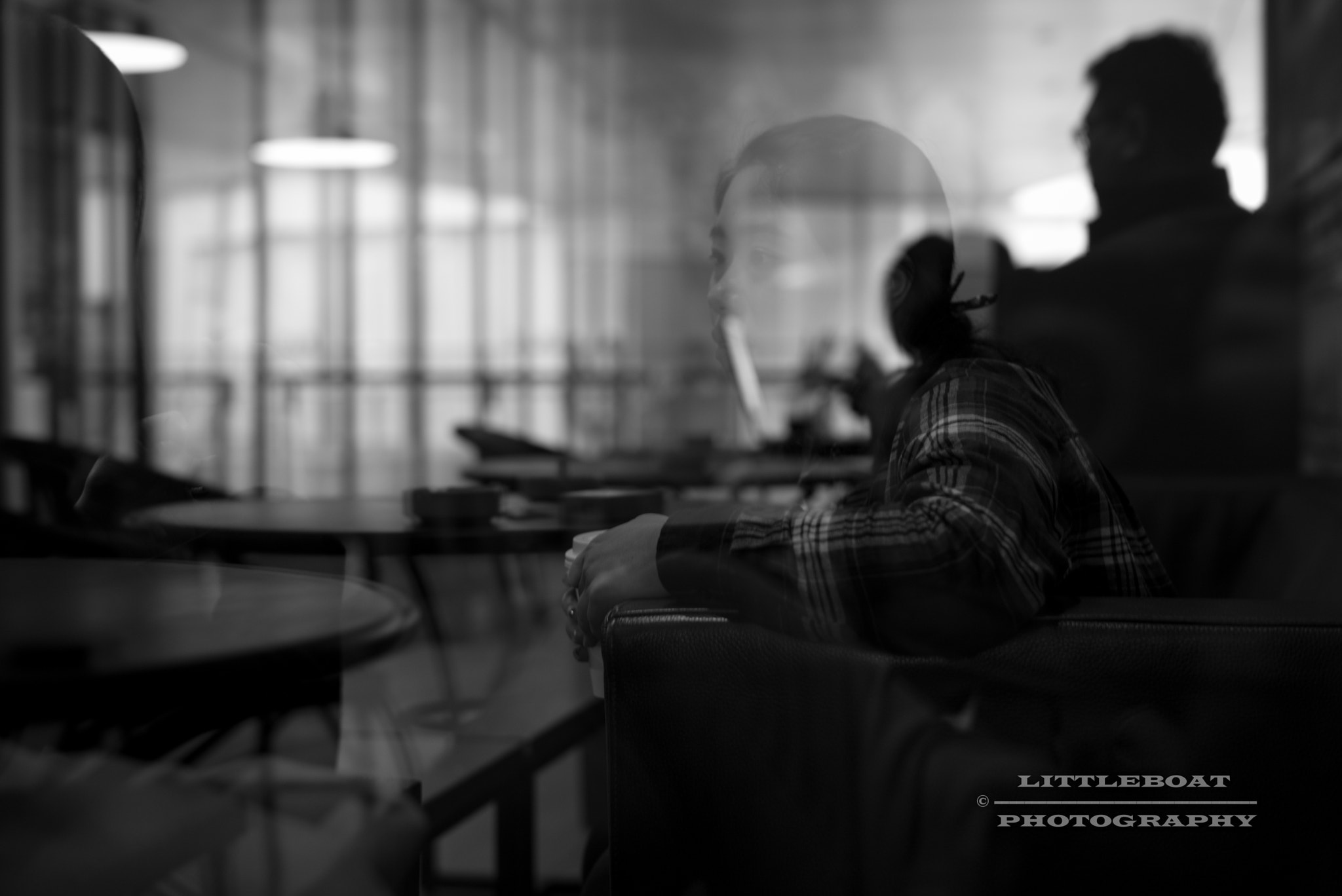 Leica Summilux-M 50mm F1.4 ASPH sample photo. Window photography