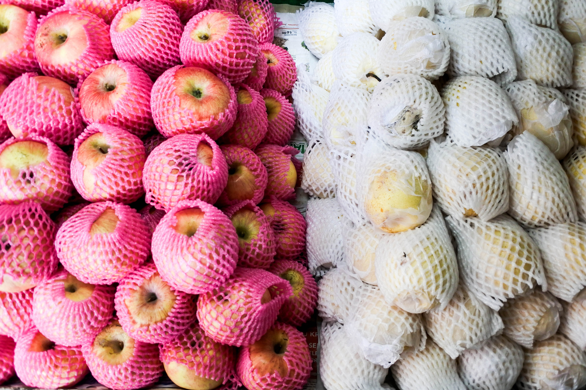 Nikon 1 J5 sample photo. Contrast fruits photography