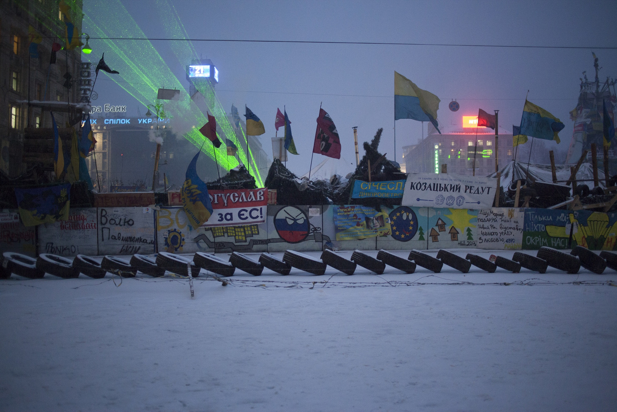 Canon EOS 5D Mark II + Canon EF 35mm F2 sample photo. Barricades kiev! photography
